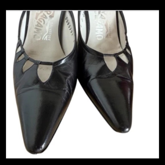 Salvatore Ferragamo Collection Mule Size 7 2A Black Pointed Toe Leather Slides - Picture 7 of 16